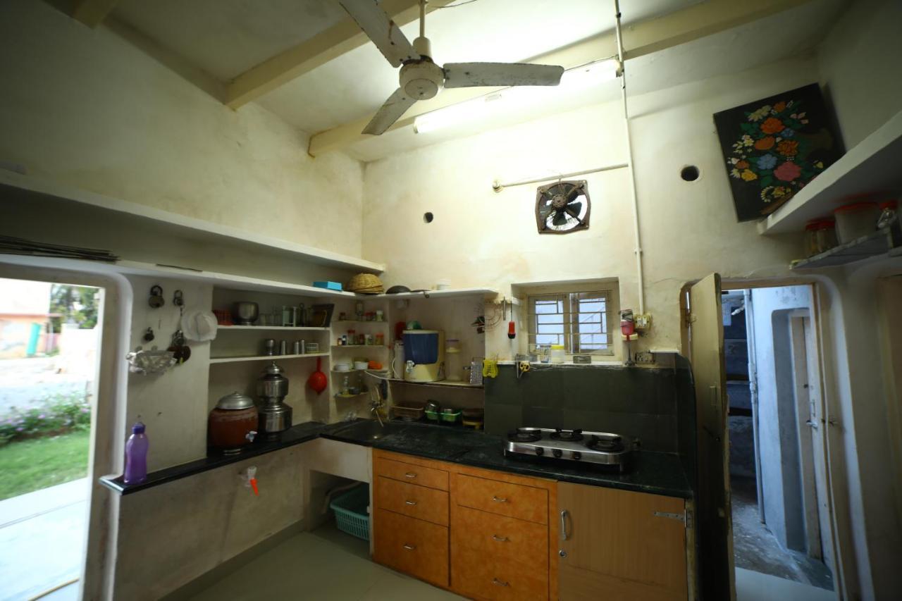 Gurukrupa Bunglow Dwārka Exterior foto