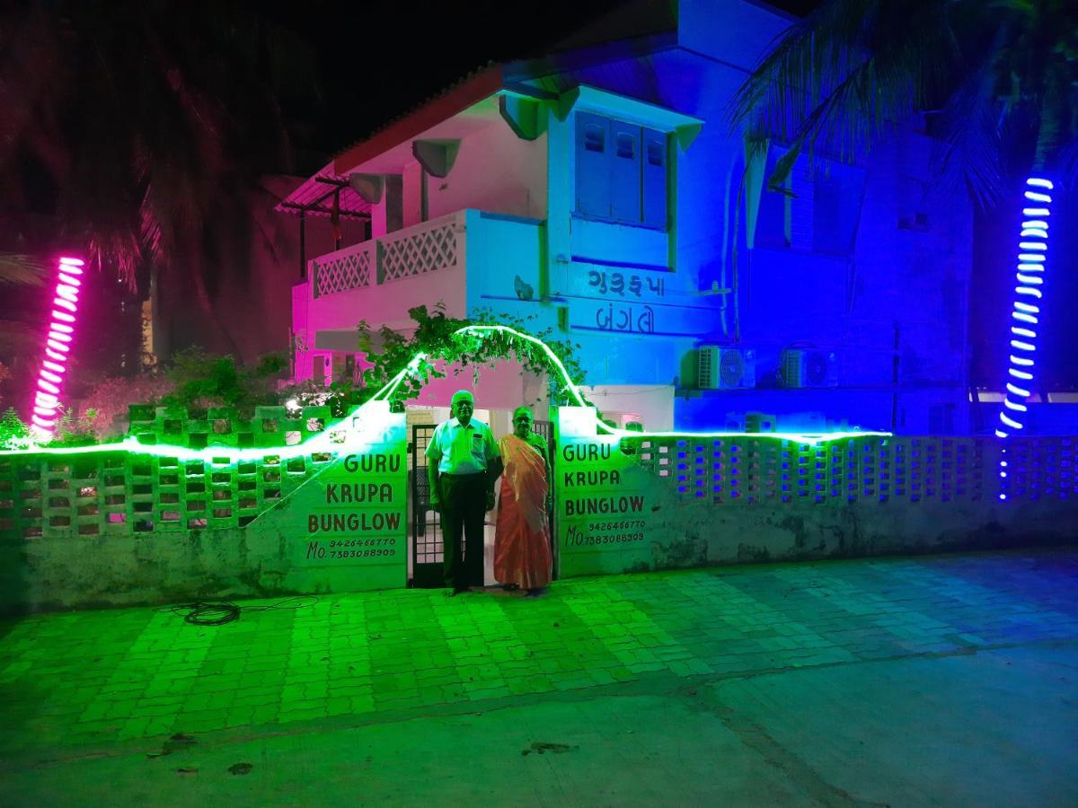 Gurukrupa Bunglow Dwārka Exterior foto